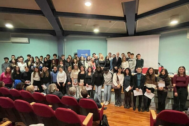 Premi di studio a 54 studenti