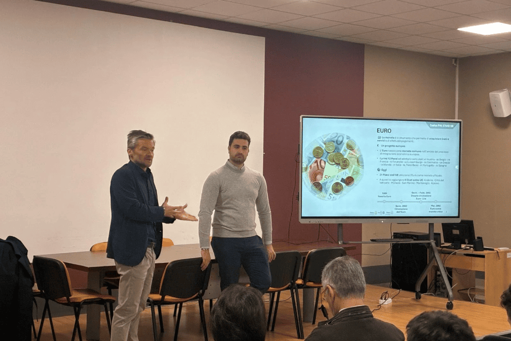 Educazione finanziaria